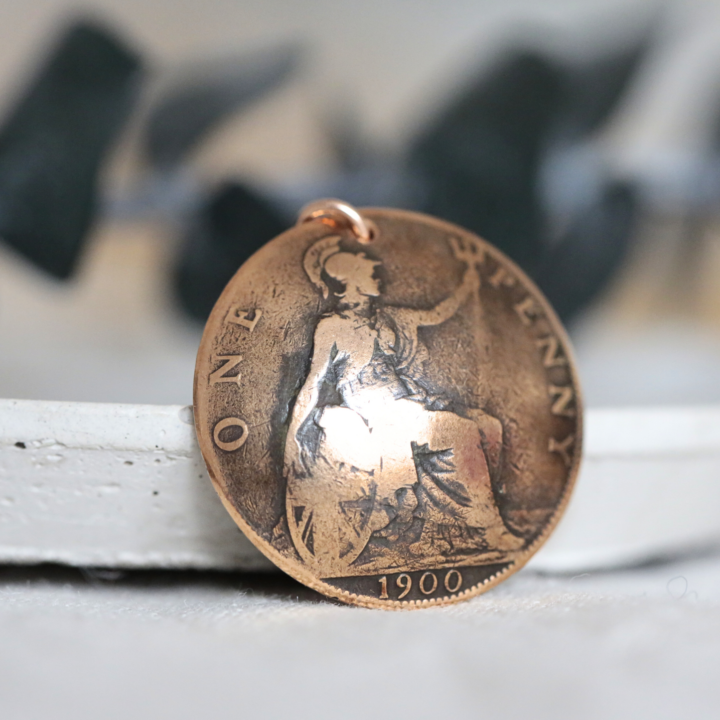 One penny, 1900 lucky penny charm.