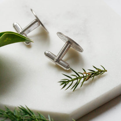 Christmas Acorns and Oak Leaves Mens Cufflinks