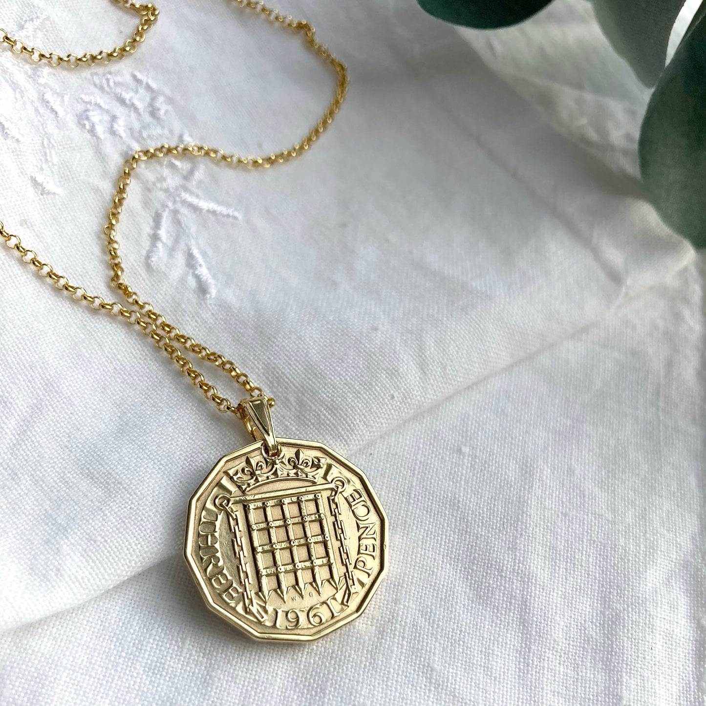 1953-1967 Portcullis Coin QE2 Pendant