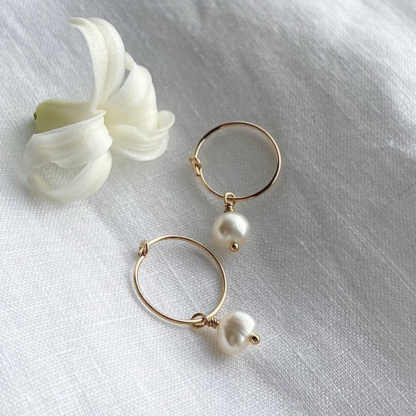 Bonds - Gold Filled Pearl Hoops